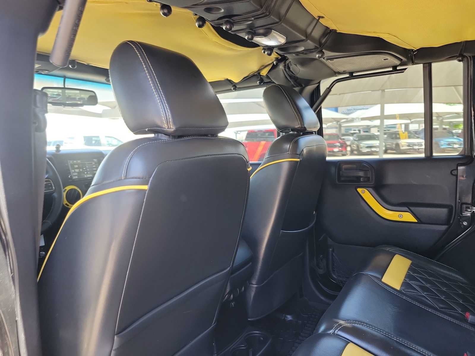 2015 Jeep Wrangler Unlimited Sahara