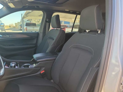 2024 Jeep Grand Cherokee Laredo X