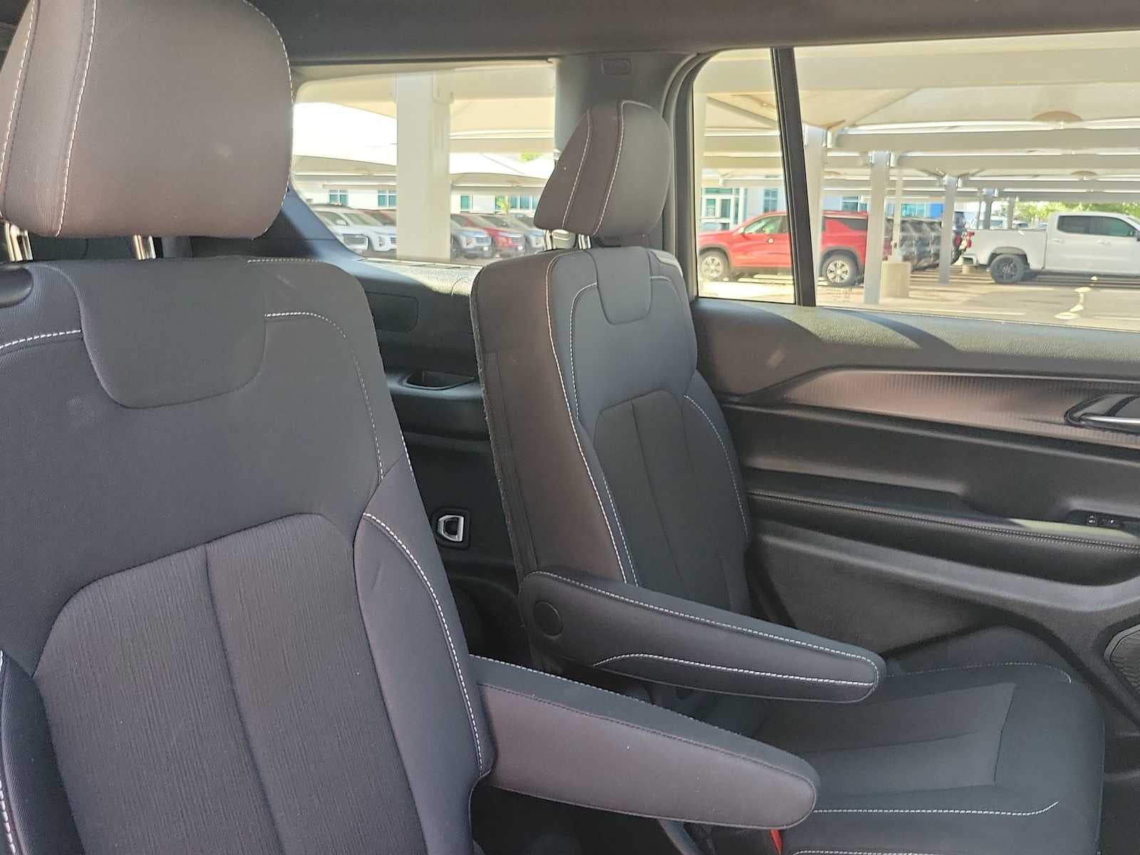 2025 Jeep Grand Cherokee L Laredo X