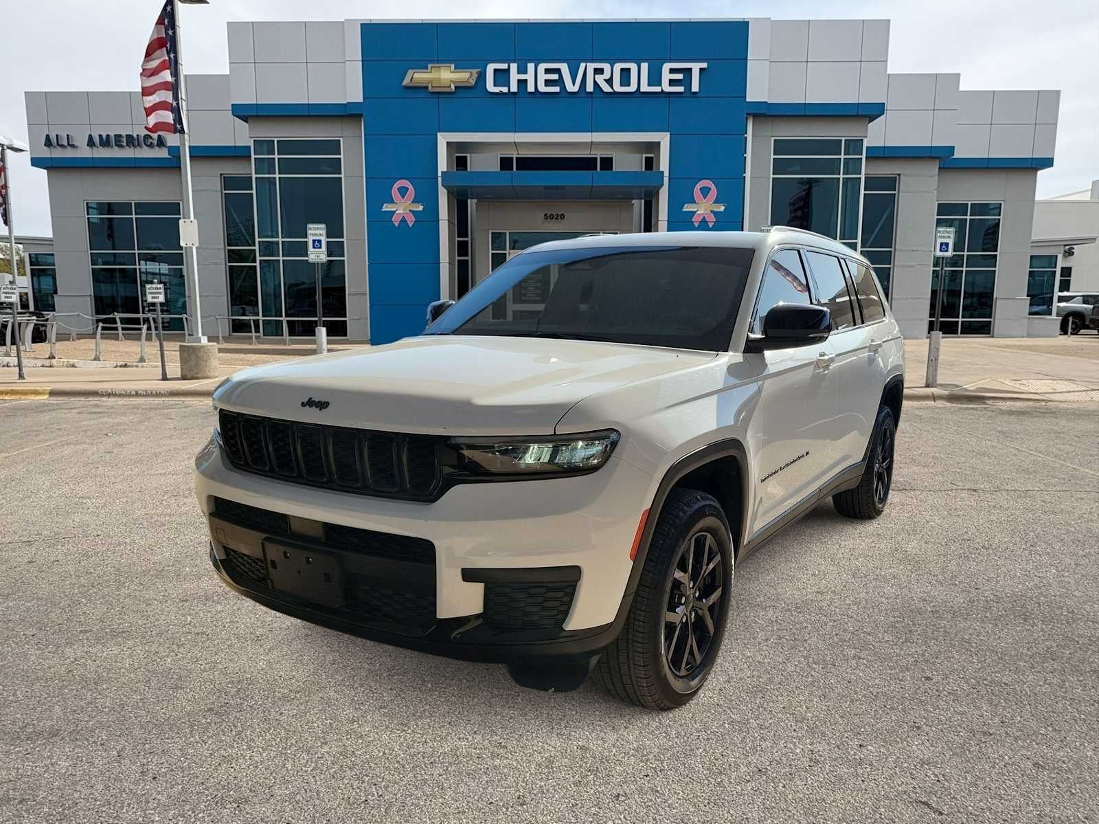 2024 Jeep Grand Cherokee L Altitude 4x4's photo