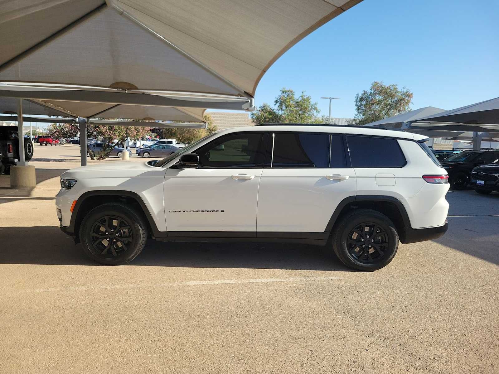 2024 Jeep Grand Cherokee L Altitude