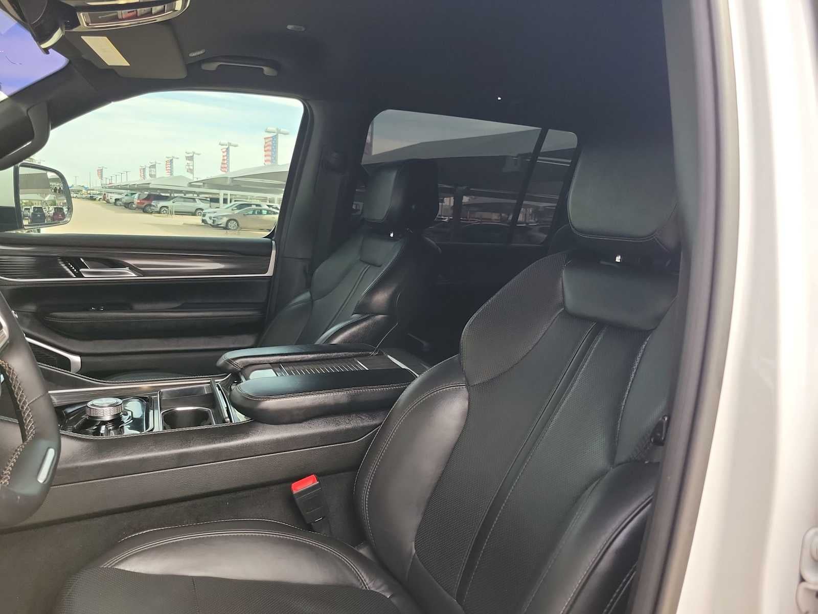 2022 Jeep Wagoneer Series II