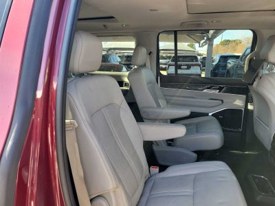 2022 Jeep Wagoneer Series III