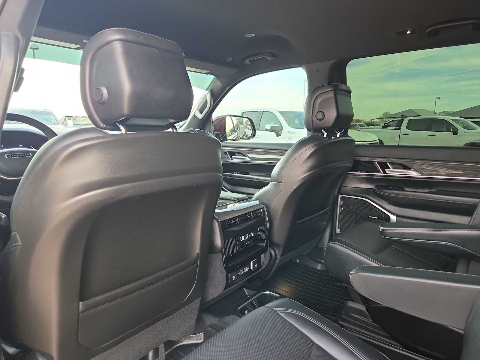 2022 Jeep Wagoneer Series III