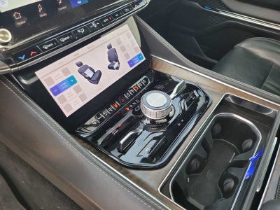 2023 Jeep Grand Wagoneer Series II
