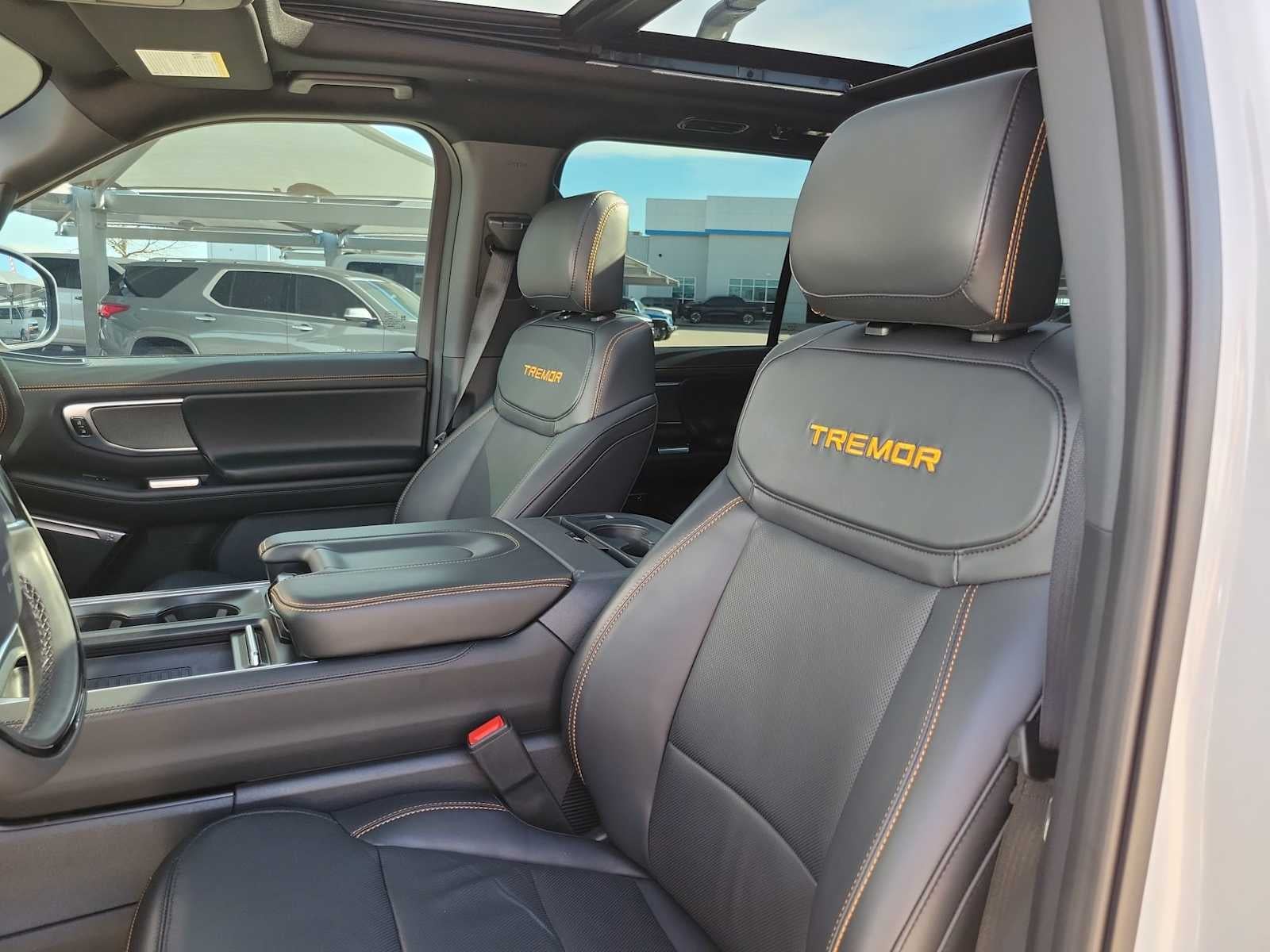 2025 Ford Expedition Tremor