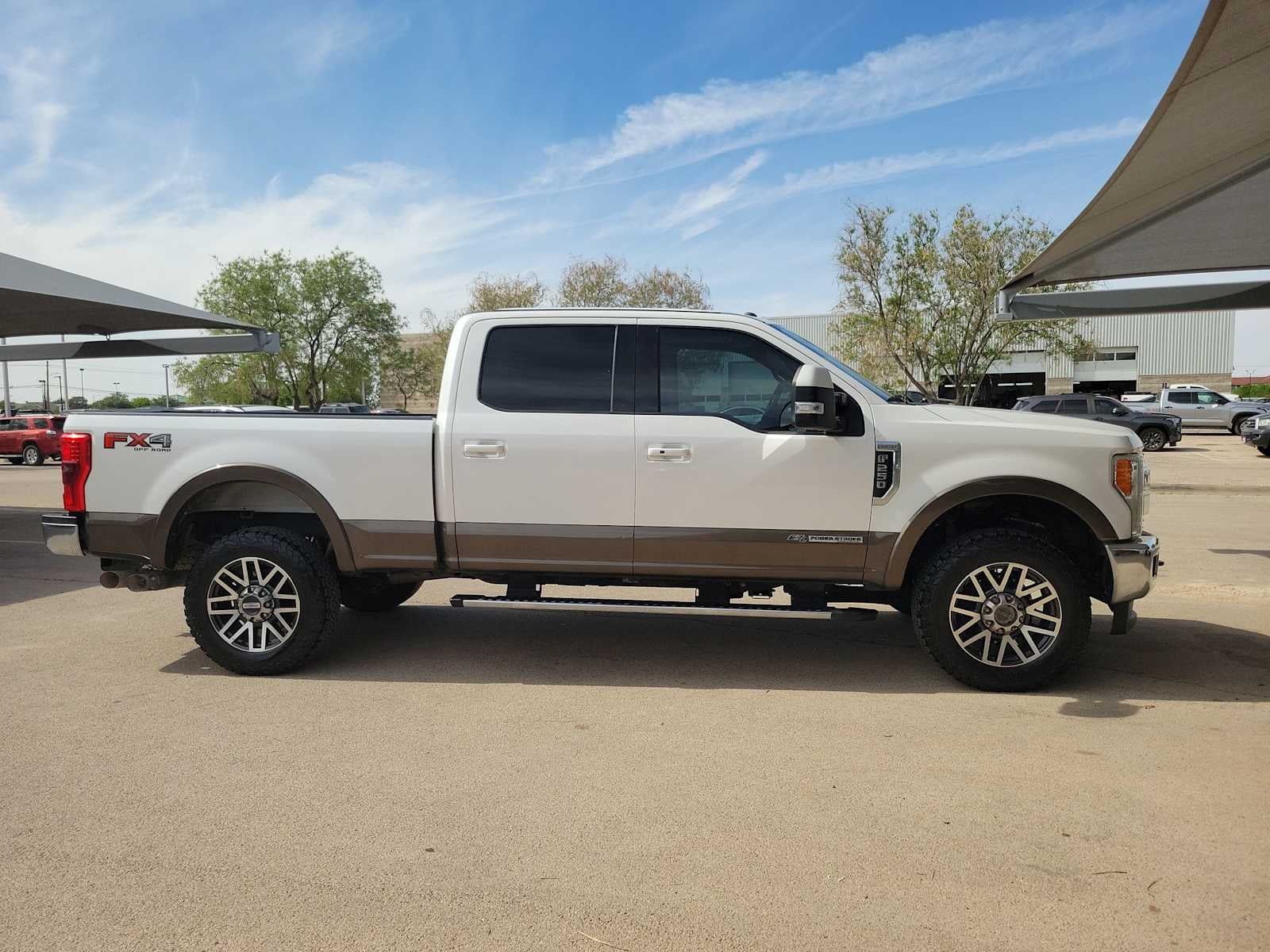 2017 Ford Super Duty F-250 SRW Lariat