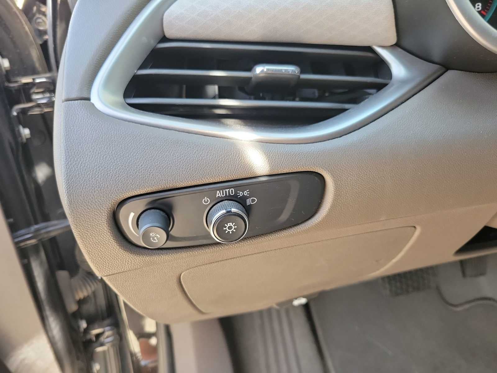 2025 Chevrolet Malibu LS