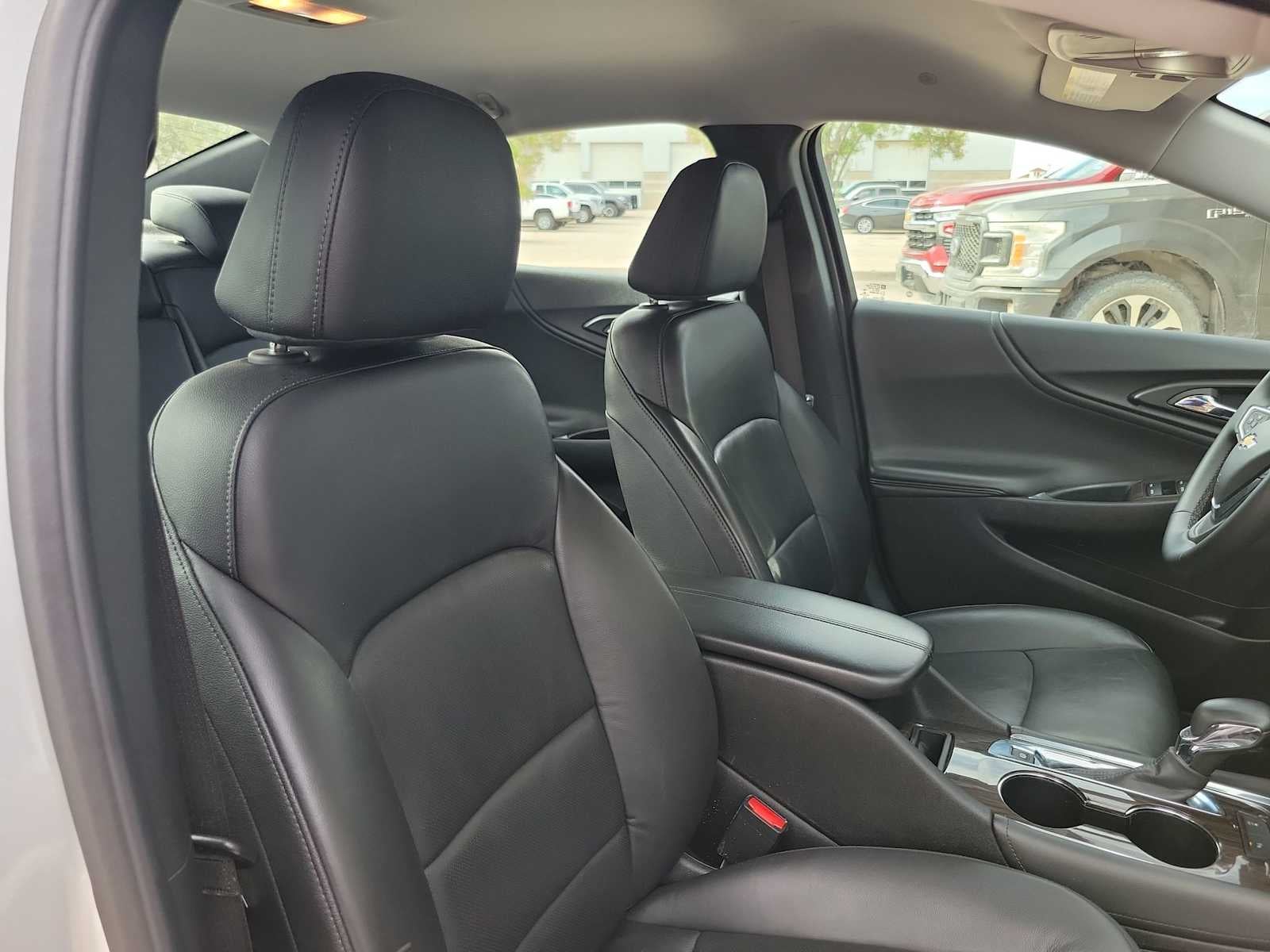 2024 Chevrolet Malibu 2LT
