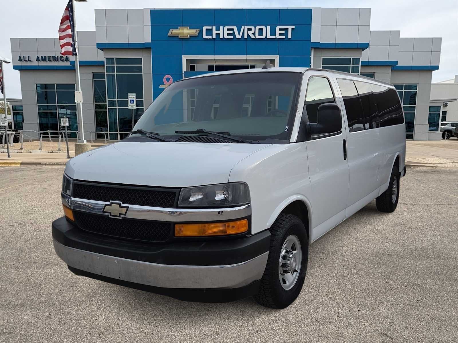 2017 Chevrolet Express Passenger 3500 LT