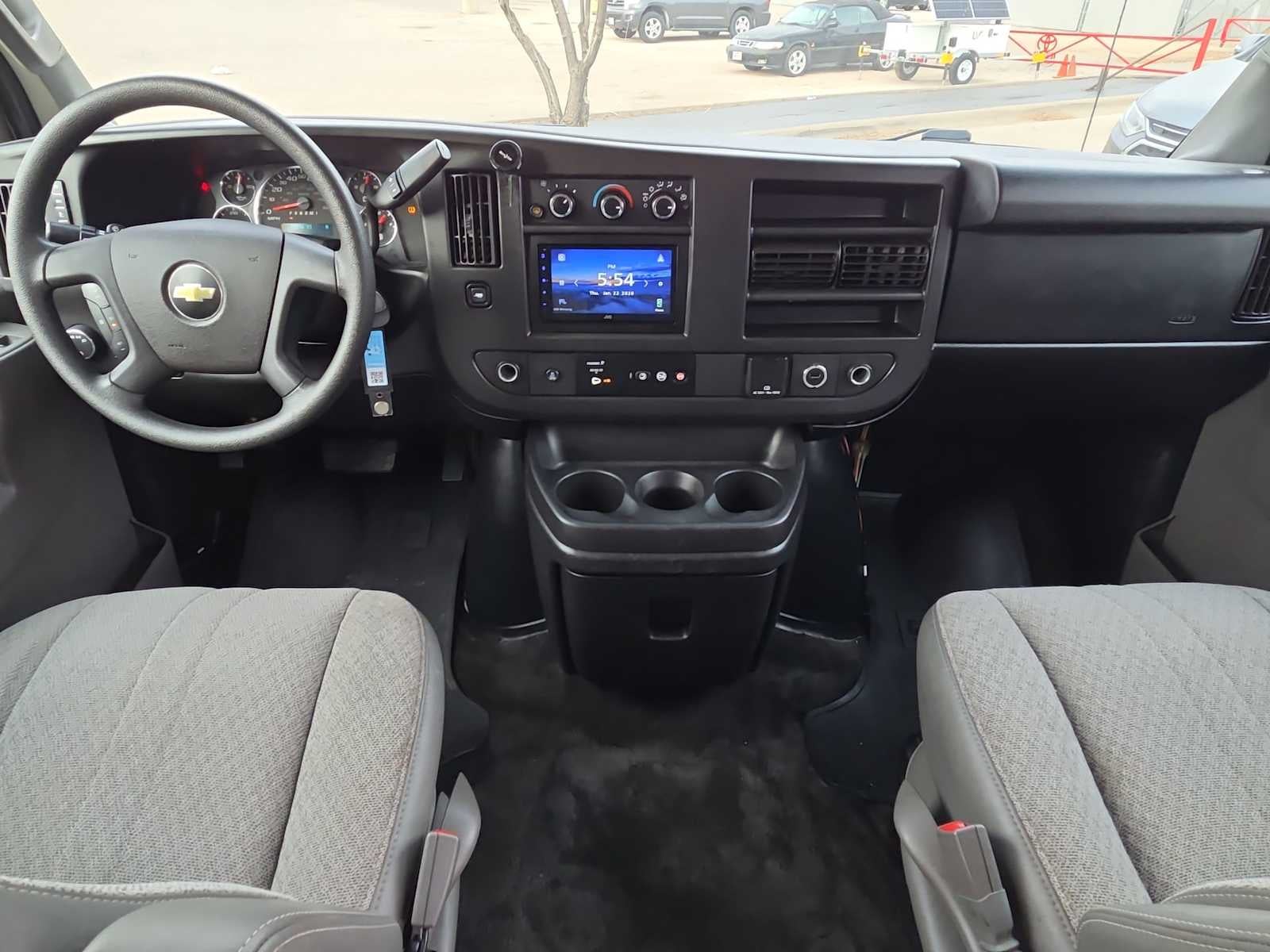 2017 Chevrolet Express Passenger 3500 LT