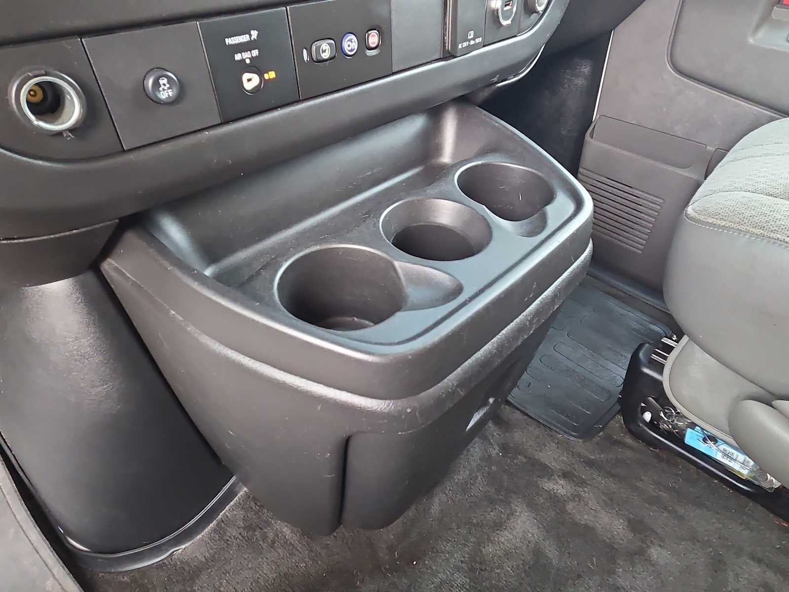 2017 Chevrolet Express Passenger 3500 LT