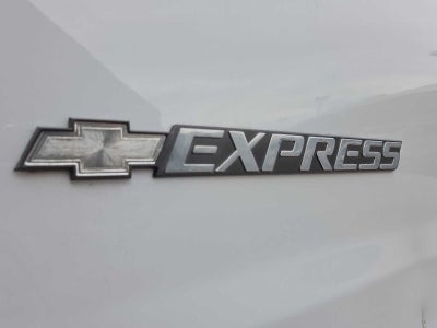 2017 Chevrolet Express Passenger 3500 LT