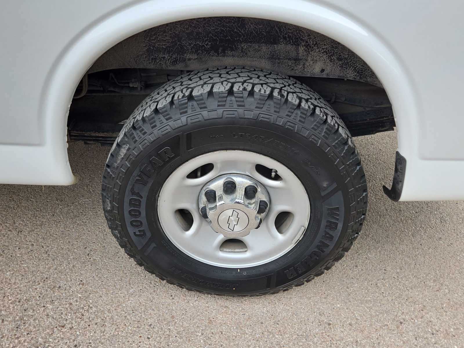 2017 Chevrolet Express Passenger 3500 LT