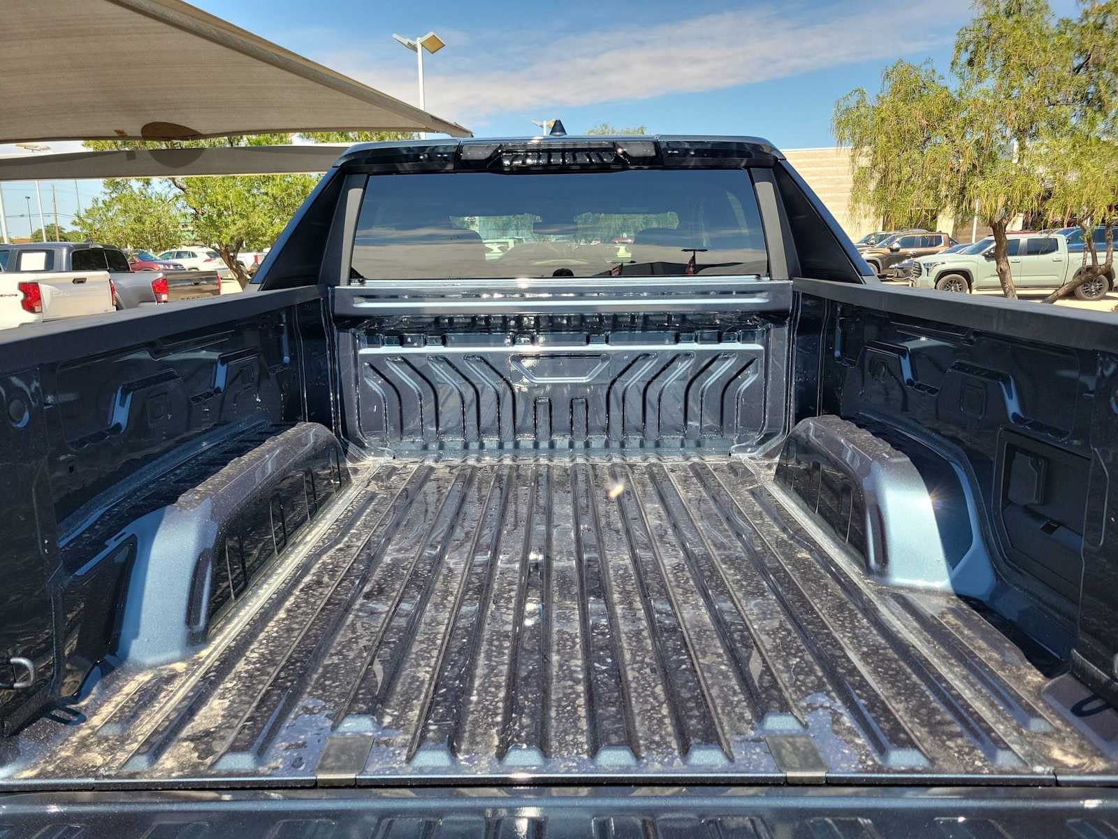 2026 Chevrolet Silverado EV LT - Standard Range