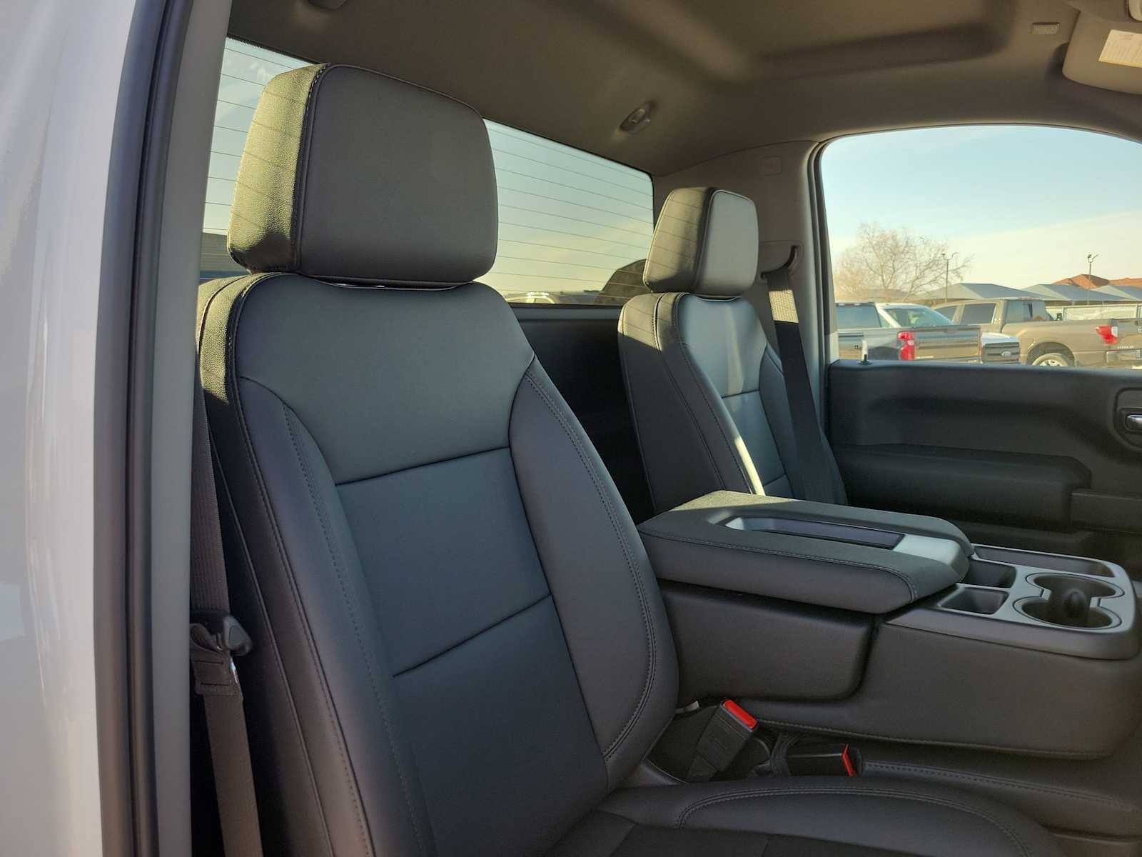 2026 Chevrolet Silverado 3500 HD WT DRW