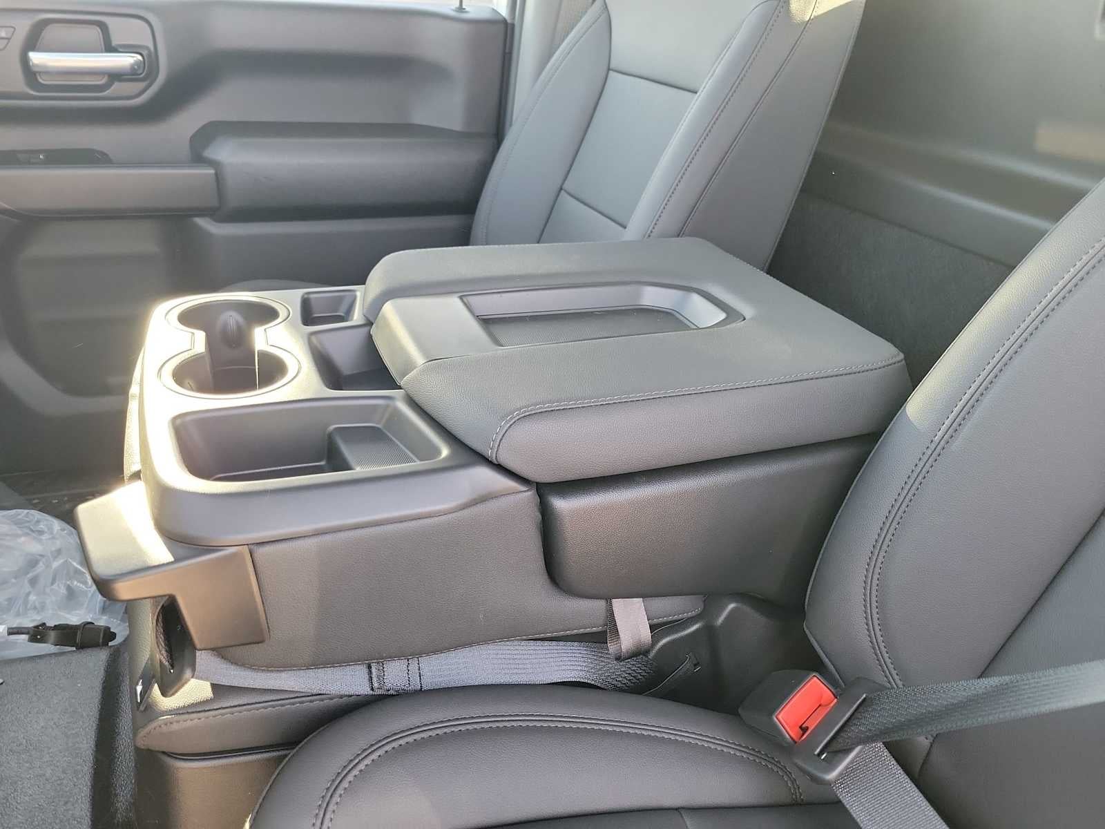 2026 Chevrolet Silverado 3500 HD WT DRW