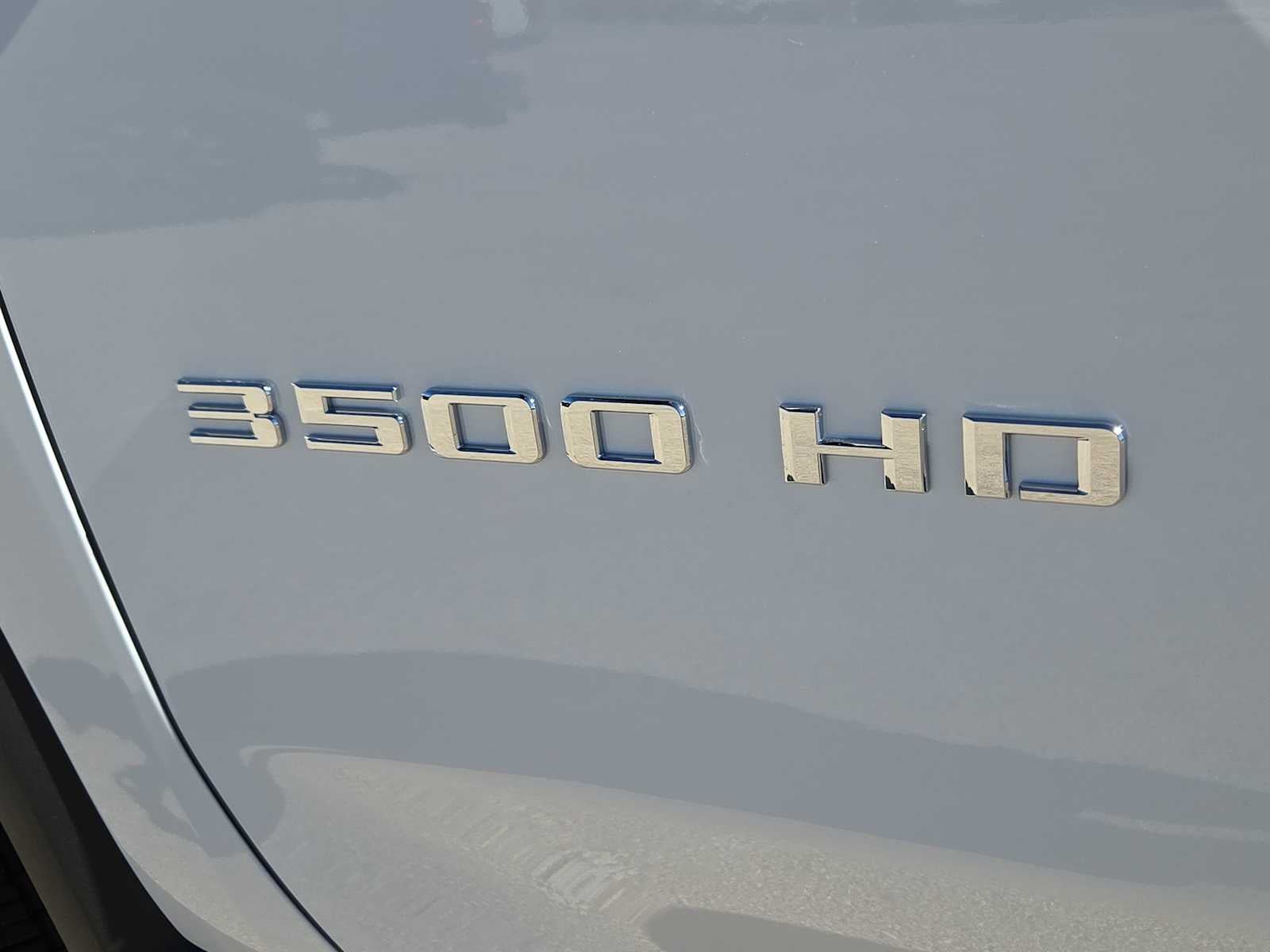 2026 Chevrolet Silverado 3500 HD WT DRW