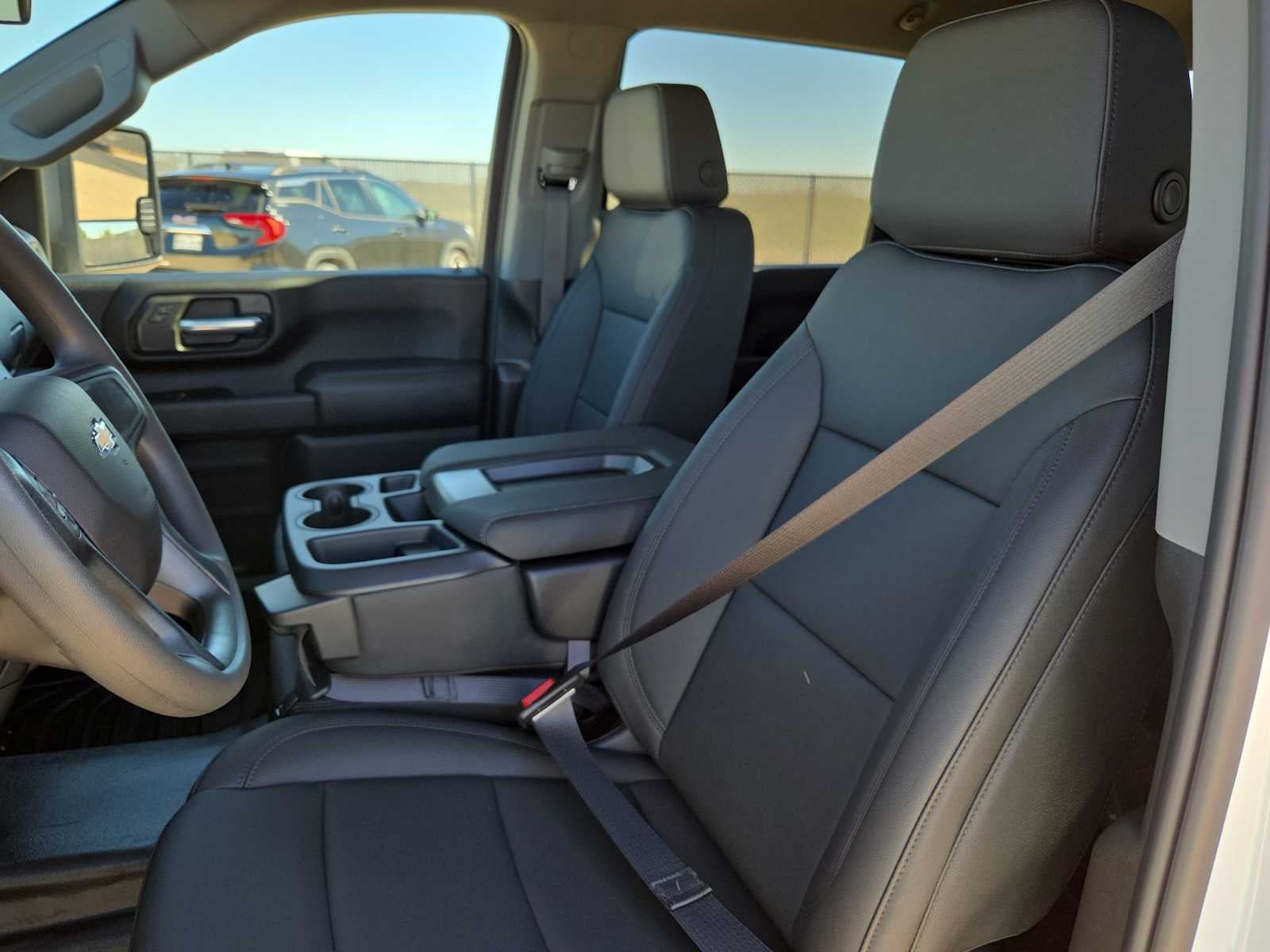 2026 Chevrolet Silverado 3500 HD WT DRW