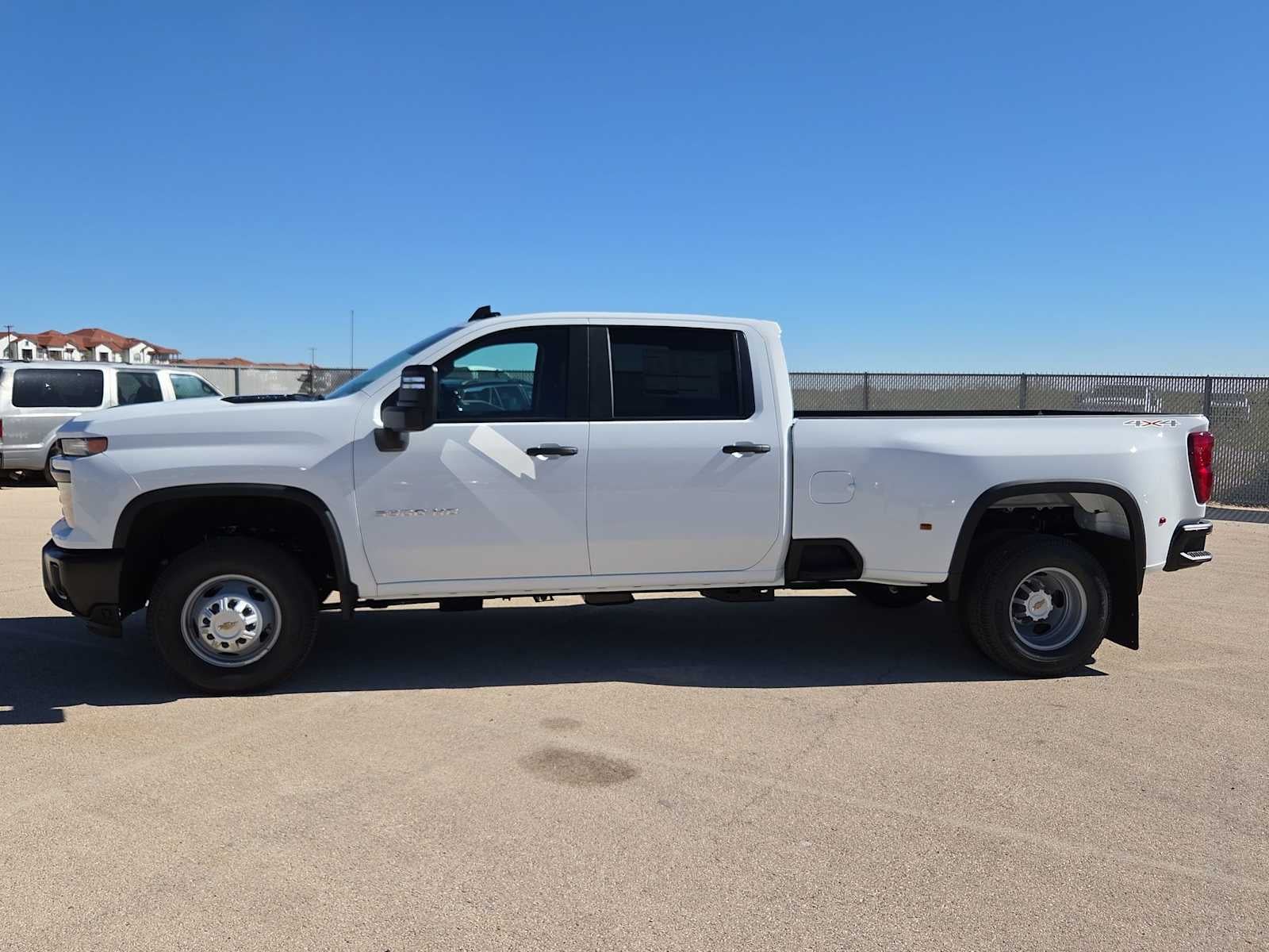 2026 Chevrolet Silverado 3500 HD WT DRW