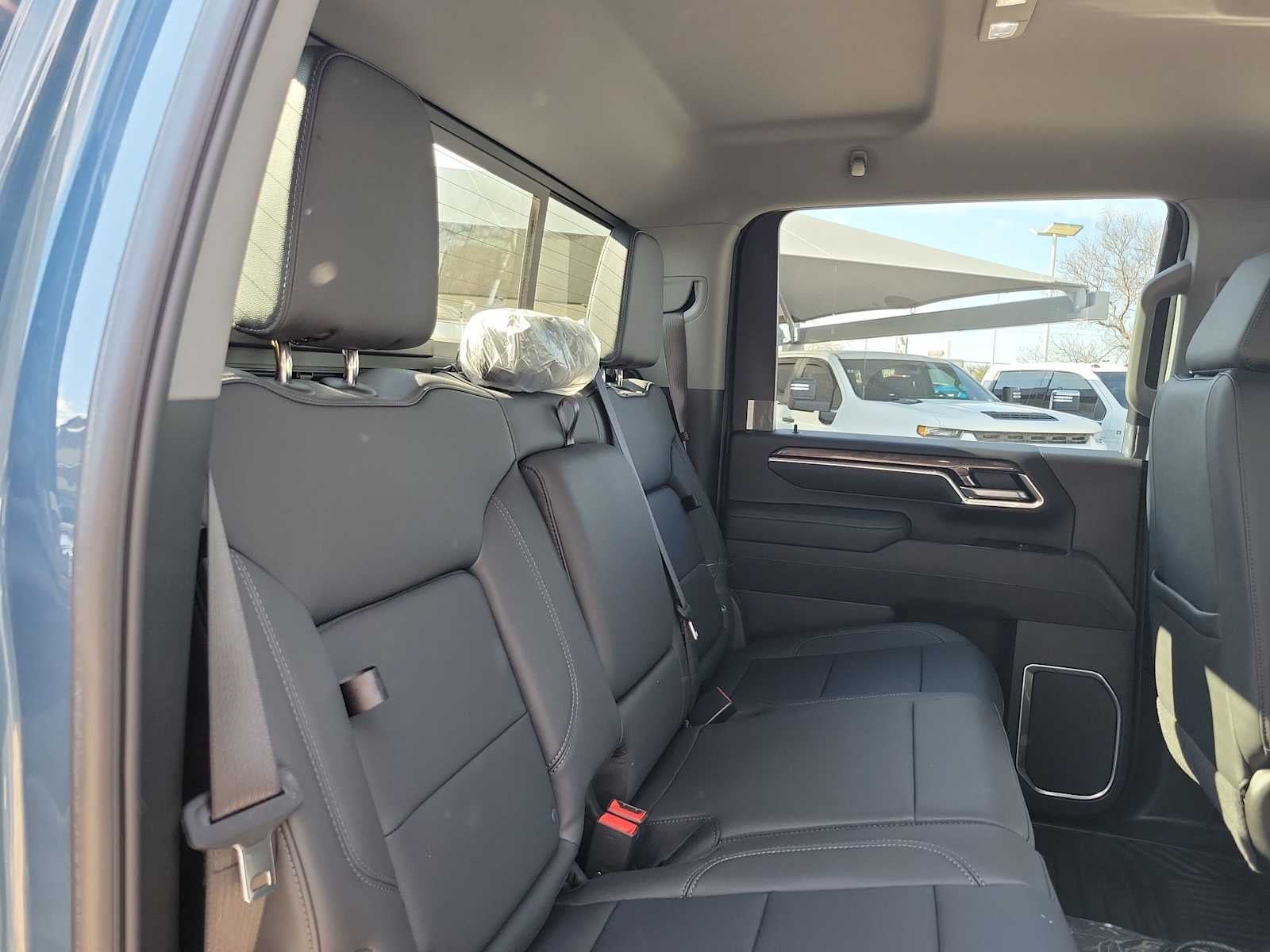 2025 Chevrolet Silverado 3500 HD LTZ