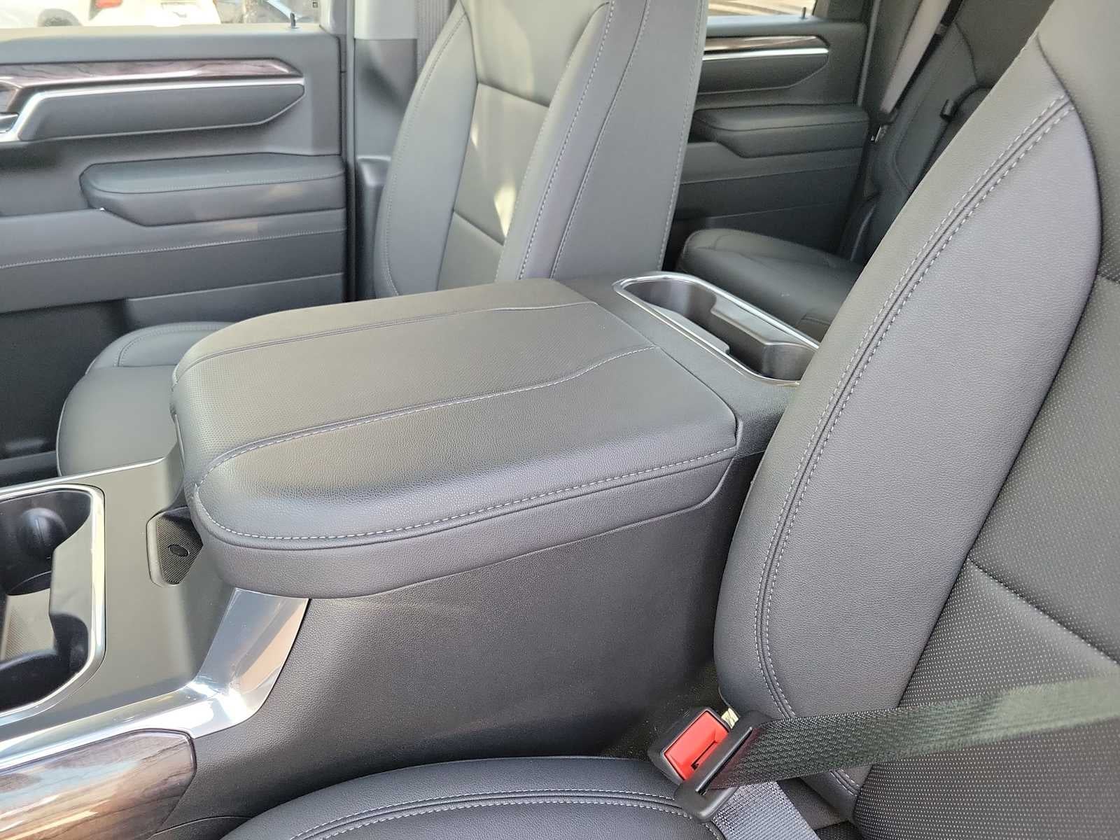 2025 Chevrolet Silverado 3500 HD LTZ