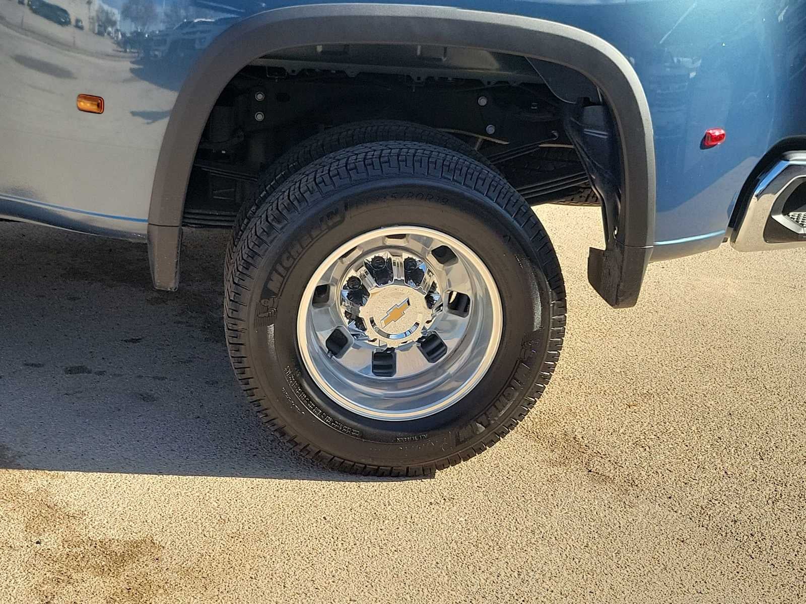 2025 Chevrolet Silverado 3500 HD LTZ