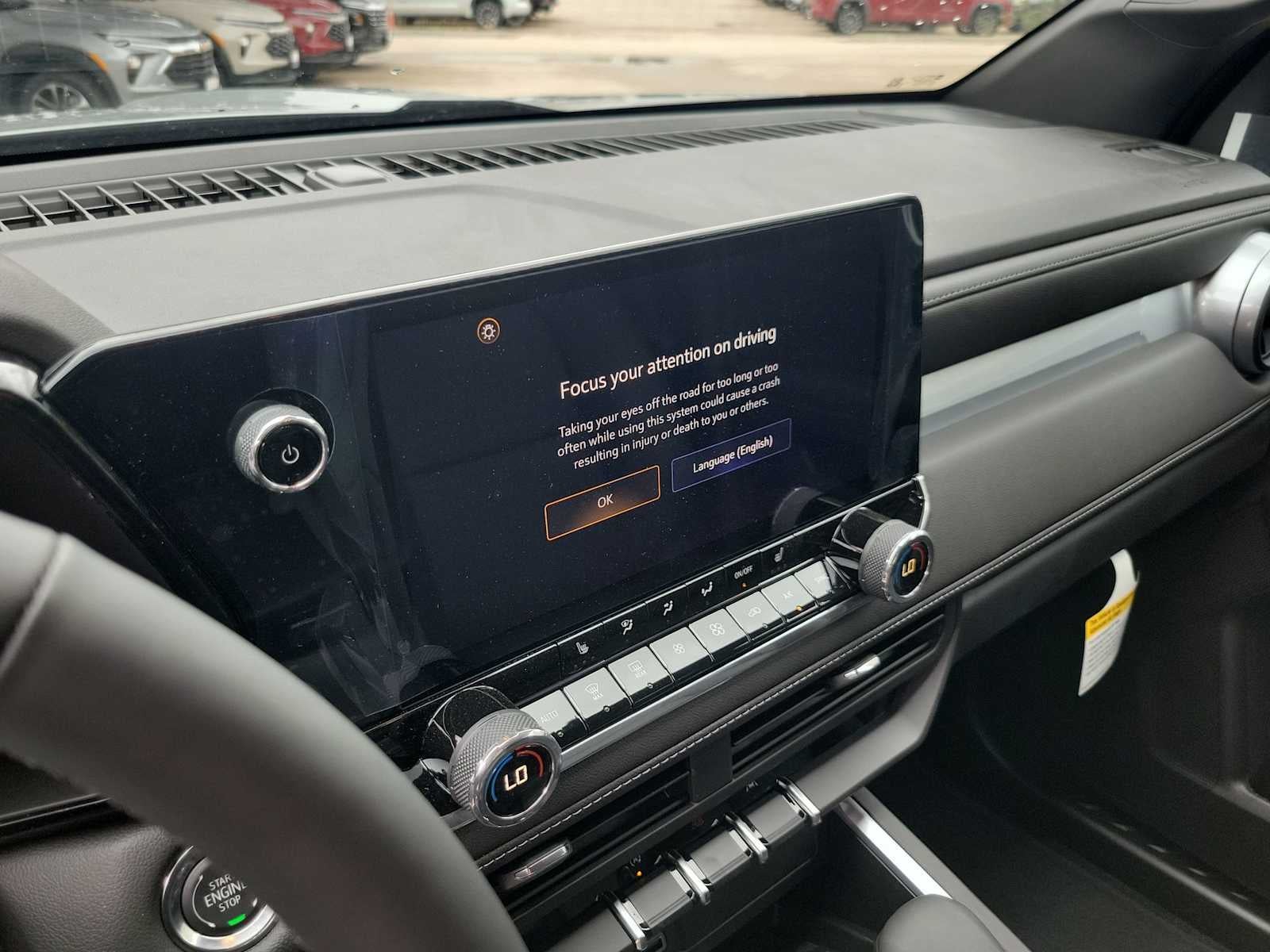 2025 Chevrolet Colorado WT/LT