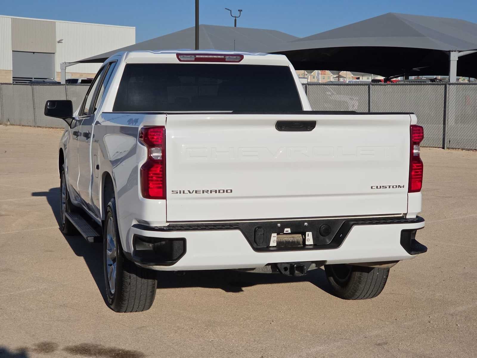 2023 Chevrolet Silverado 1500 Custom