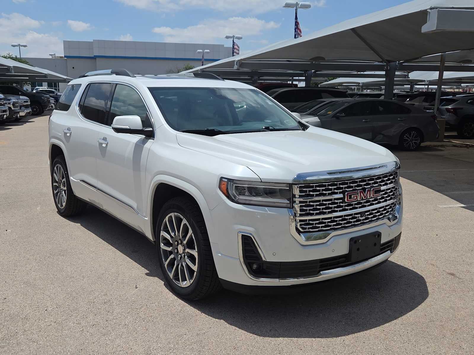 2022 GMC Acadia Denali