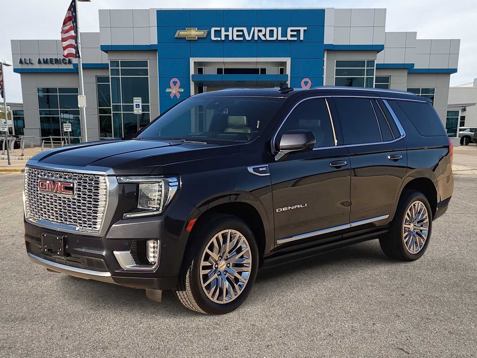2023 GMC Yukon Denali