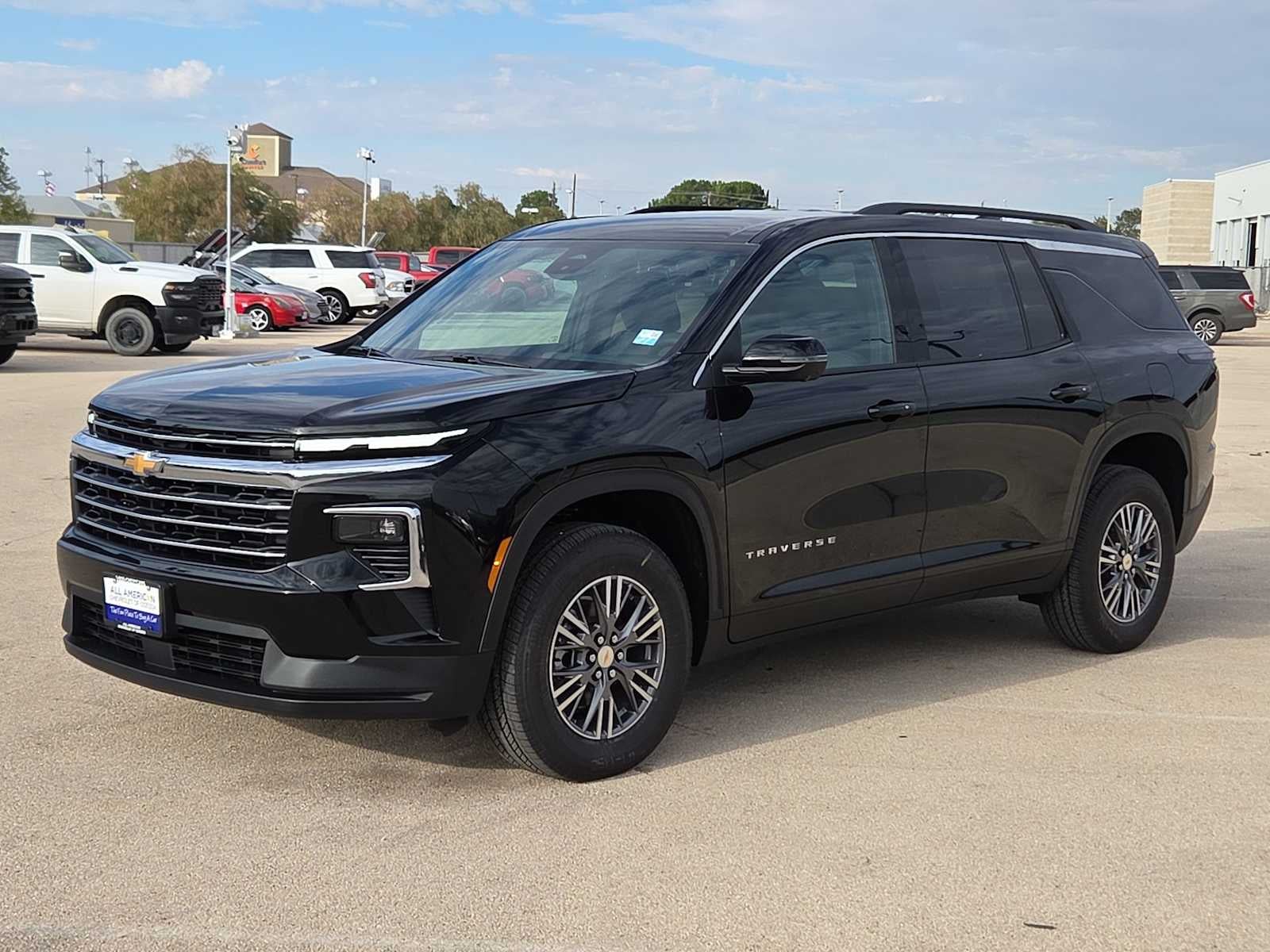 2027 Chevrolet Traverse LT