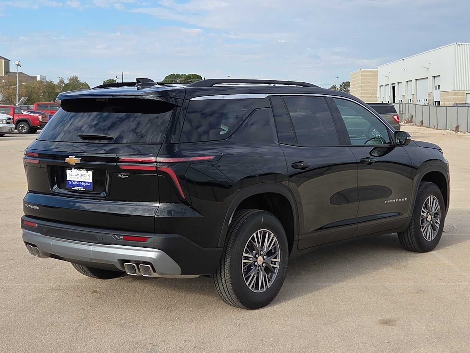 2027 Chevrolet Traverse LT