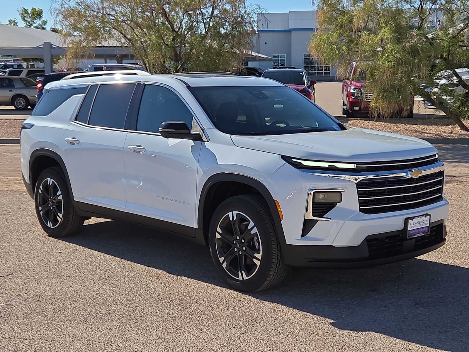 2027 Chevrolet Traverse LT