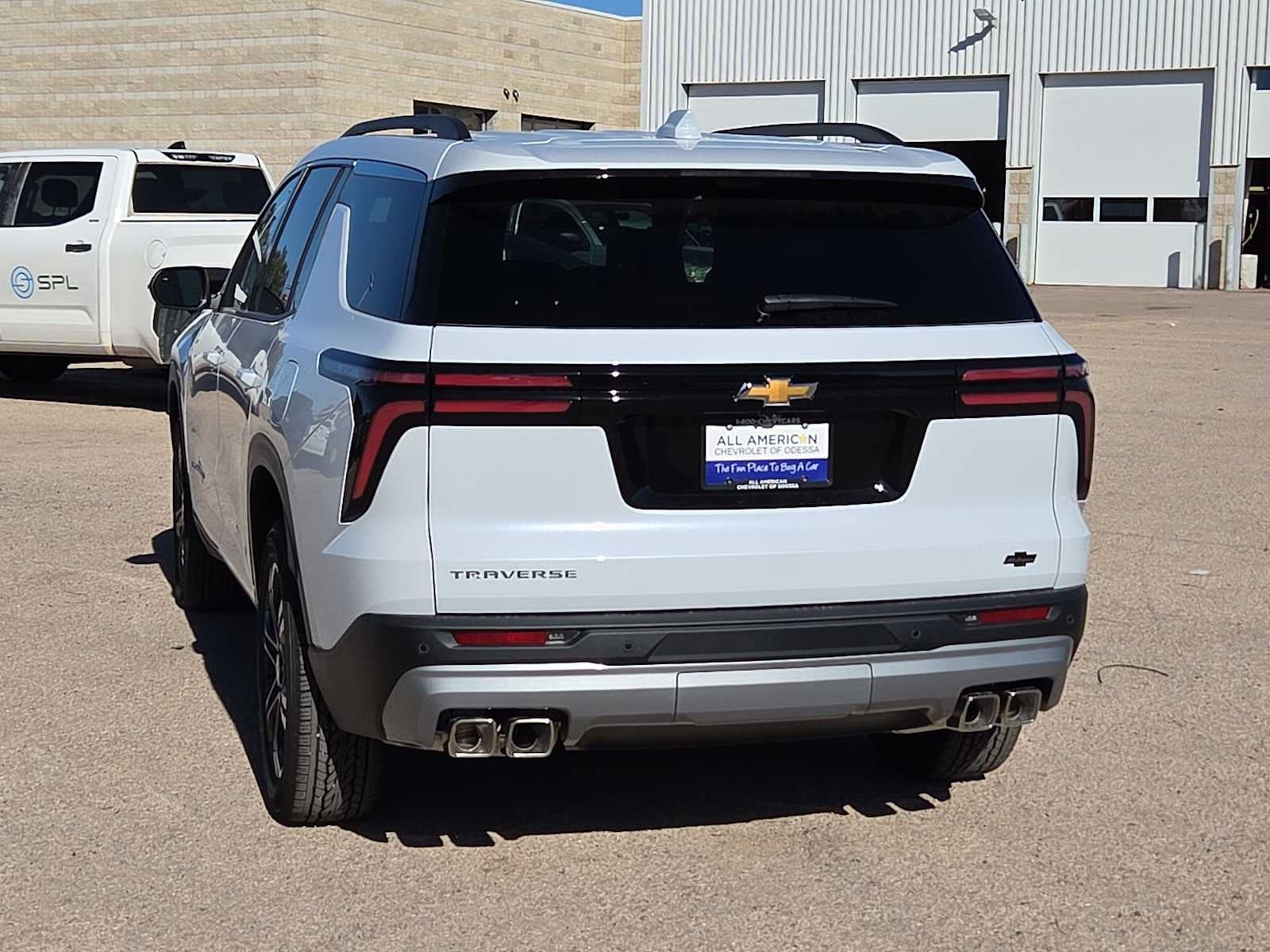2027 Chevrolet Traverse LT