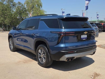 2024 Chevrolet Traverse LT