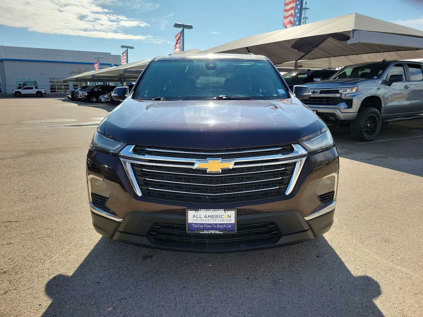 2023 Chevrolet Traverse LT Leather