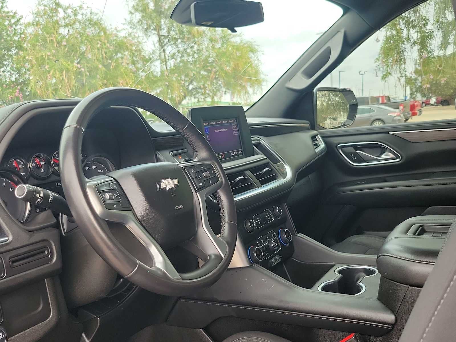 2022 Chevrolet Suburban LS