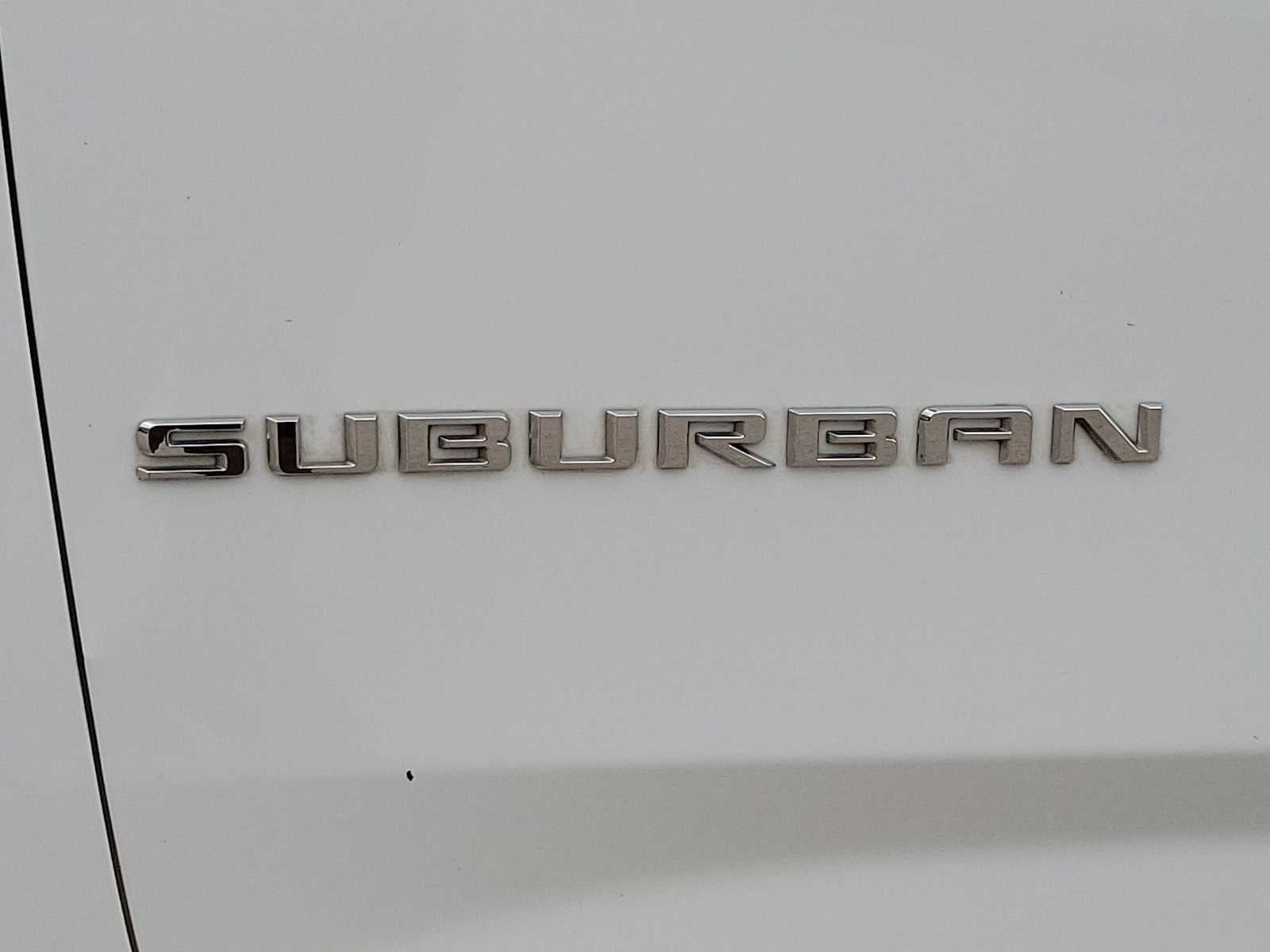 2022 Chevrolet Suburban LS