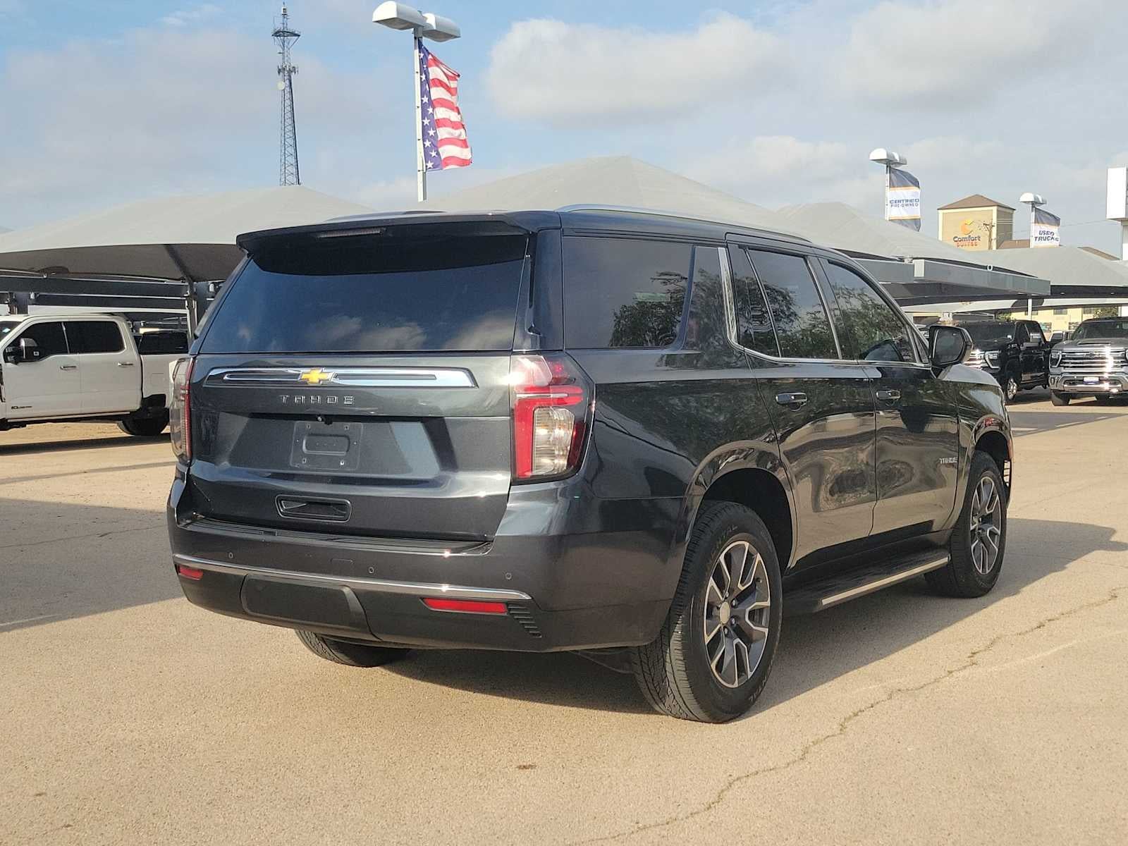 2022 Chevrolet Tahoe LS