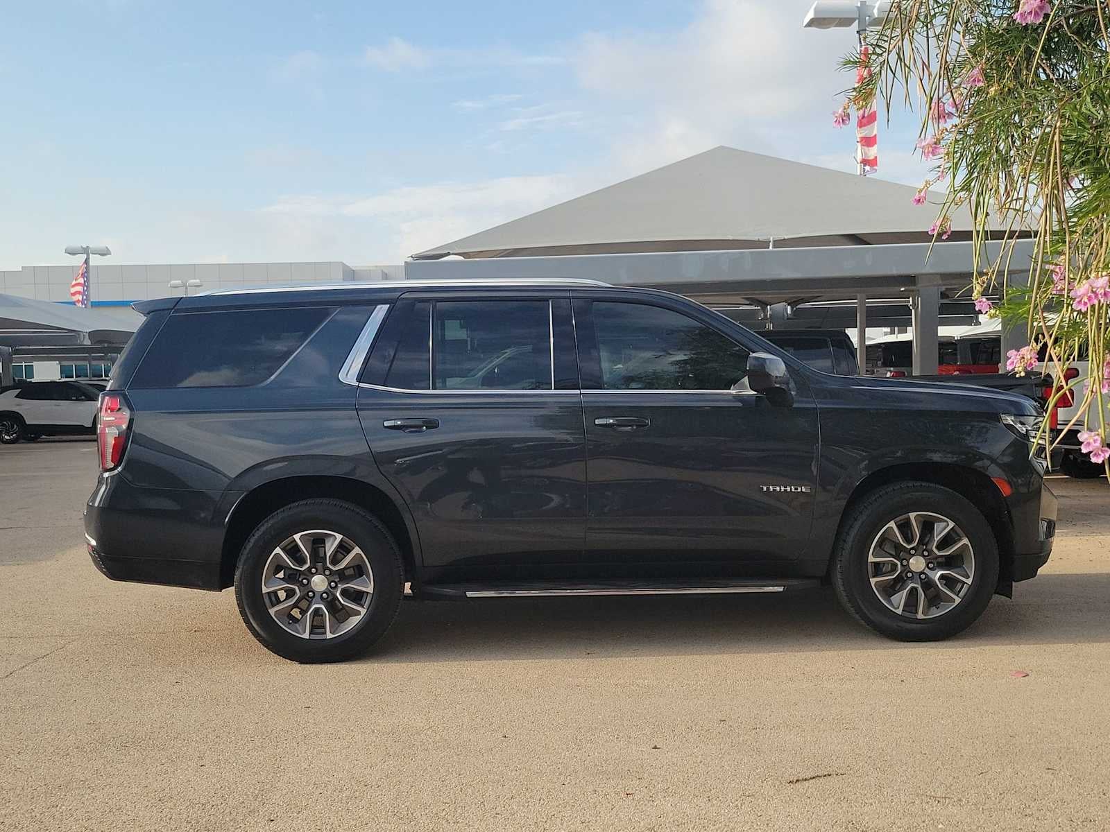 2022 Chevrolet Tahoe LS