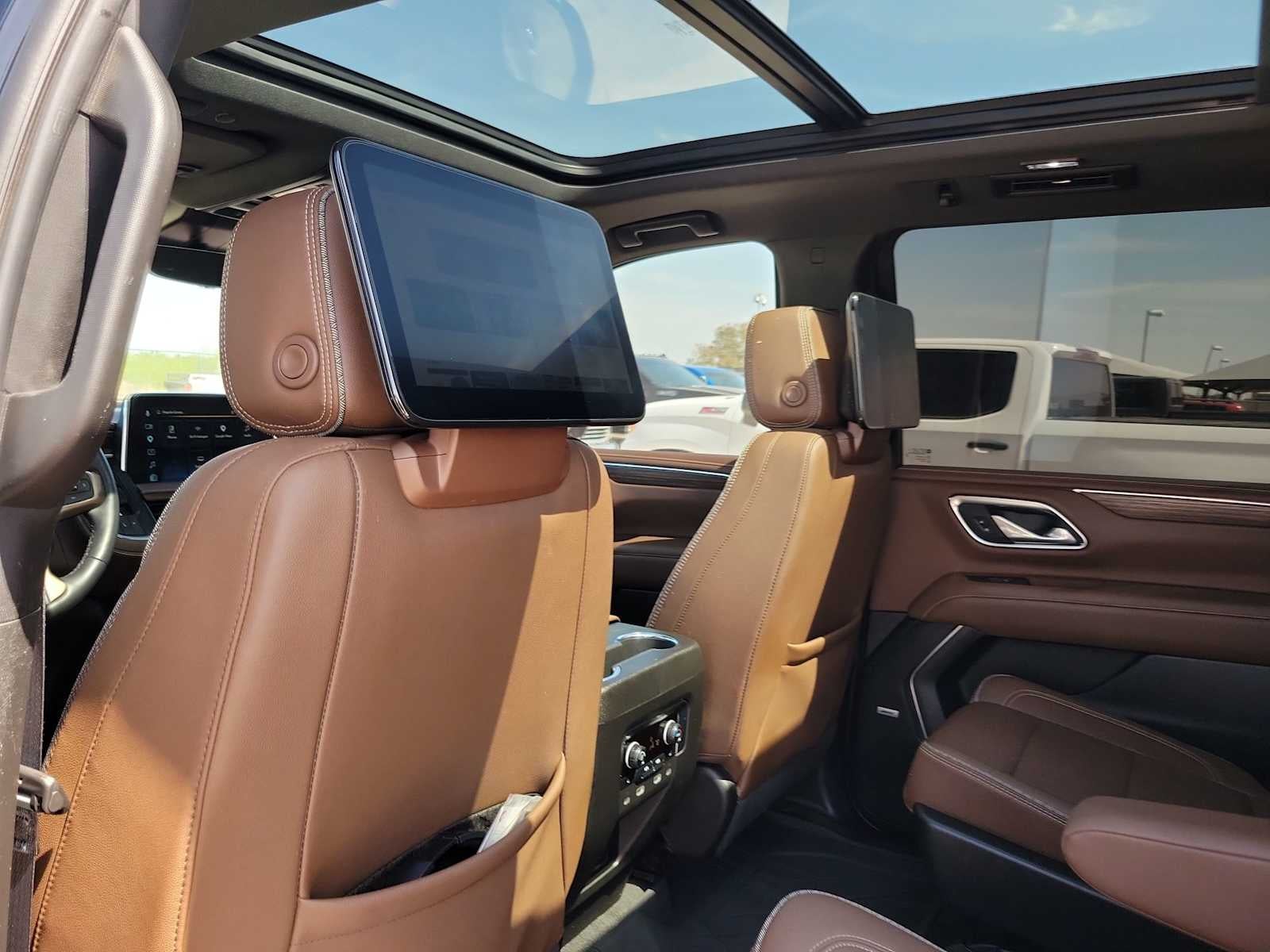 2024 Chevrolet Suburban High Country
