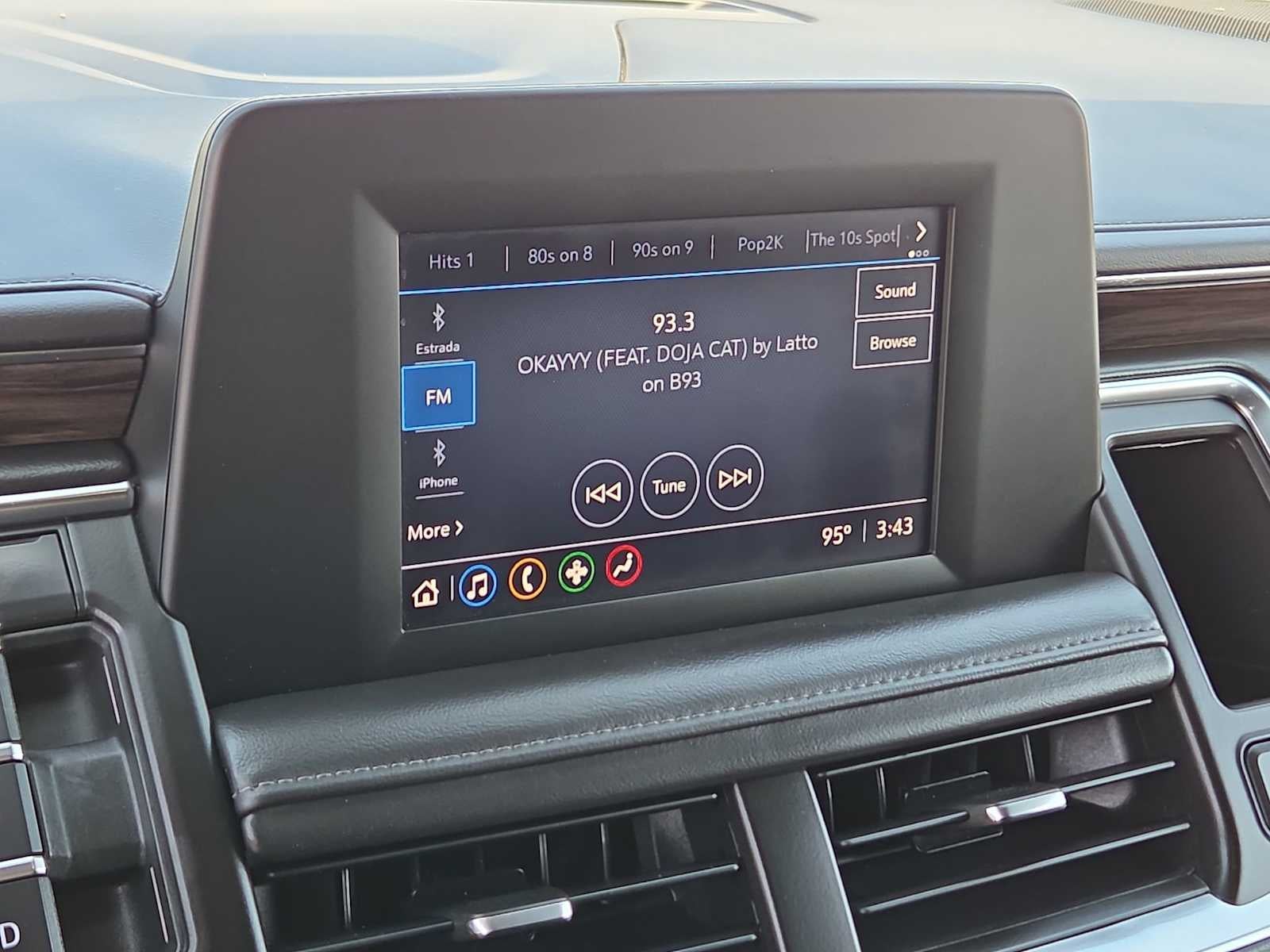 2022 Chevrolet Tahoe LS