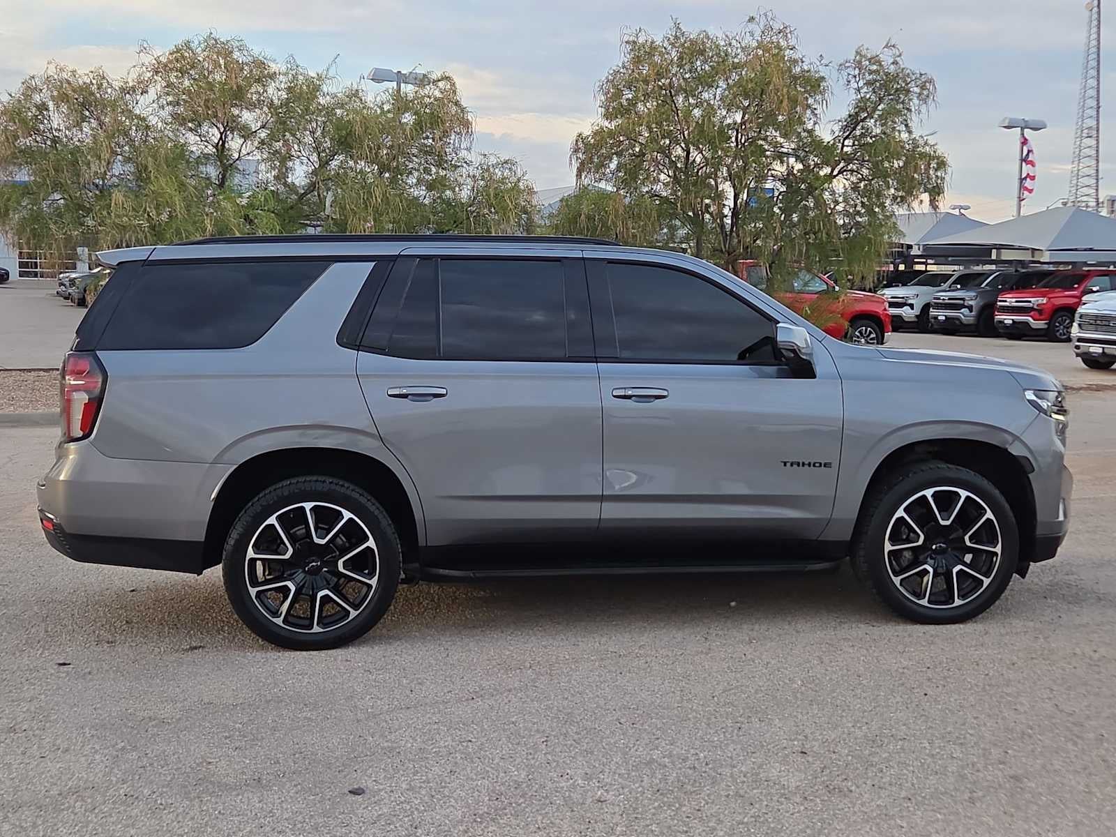 2021 Chevrolet Tahoe RST