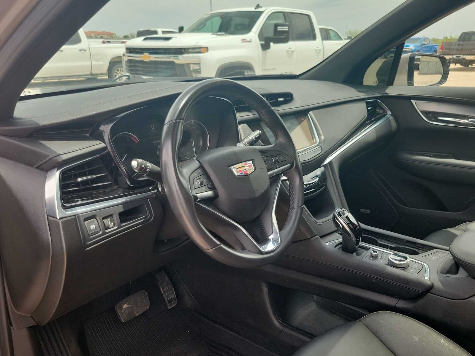 2023 Cadillac XT6 Luxury