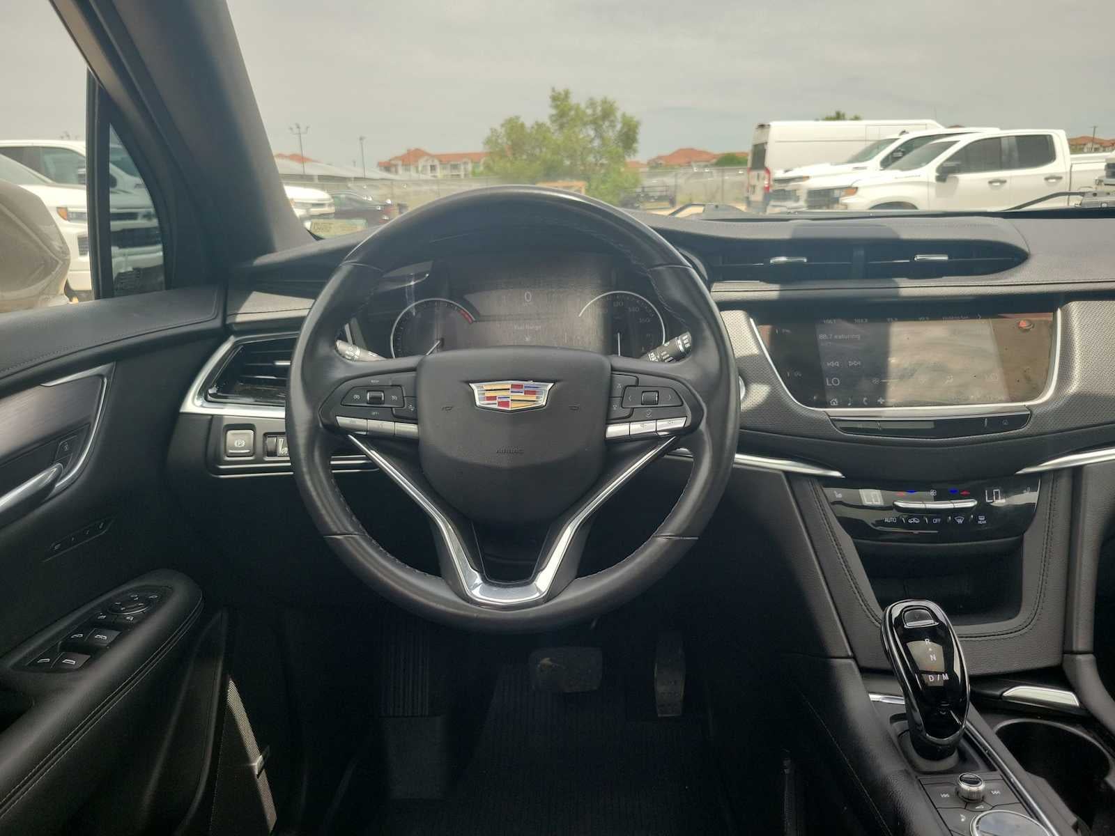 2023 Cadillac XT6 Luxury
