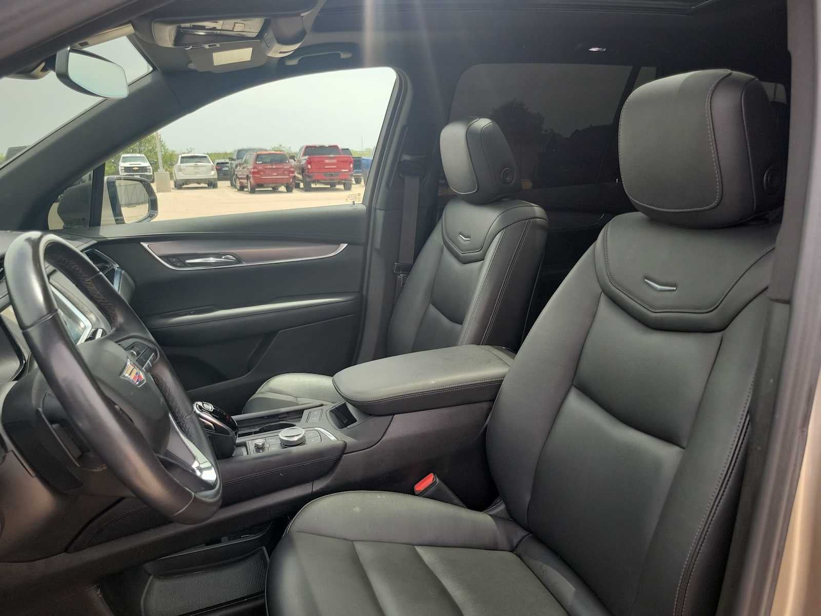 2023 Cadillac XT6 Luxury