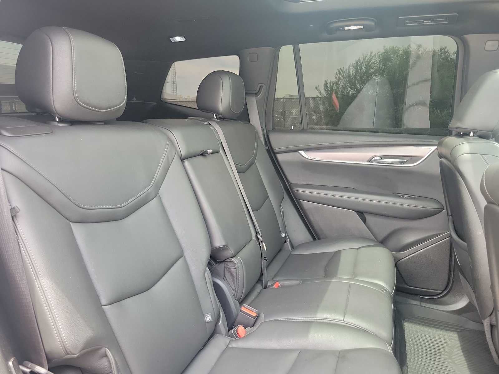 2023 Cadillac XT6 Luxury