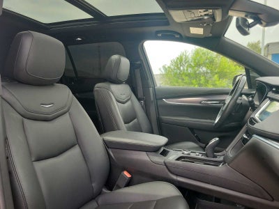 2023 Cadillac XT6 Luxury