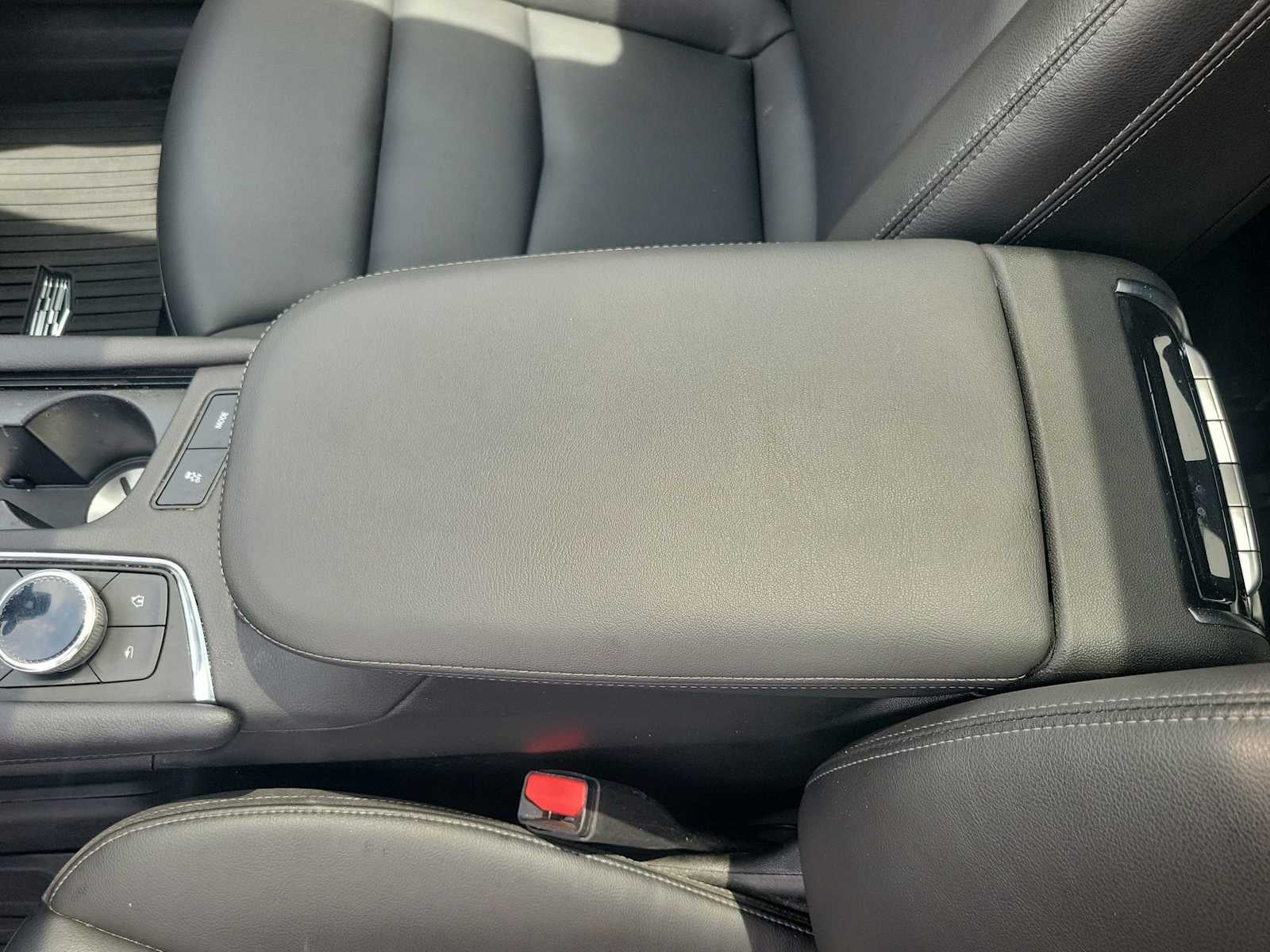 2023 Cadillac XT6 Luxury